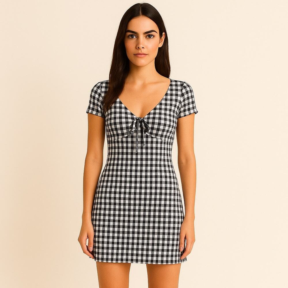 Derek Heart Black White Gingham Check V Neck Ruched A Line Mini Dress Size S